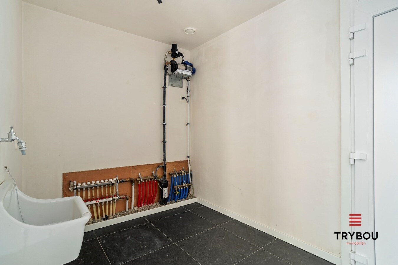 Tot in de puntjes afgewerkte, energiezuinige woning met drie slaapkamers 