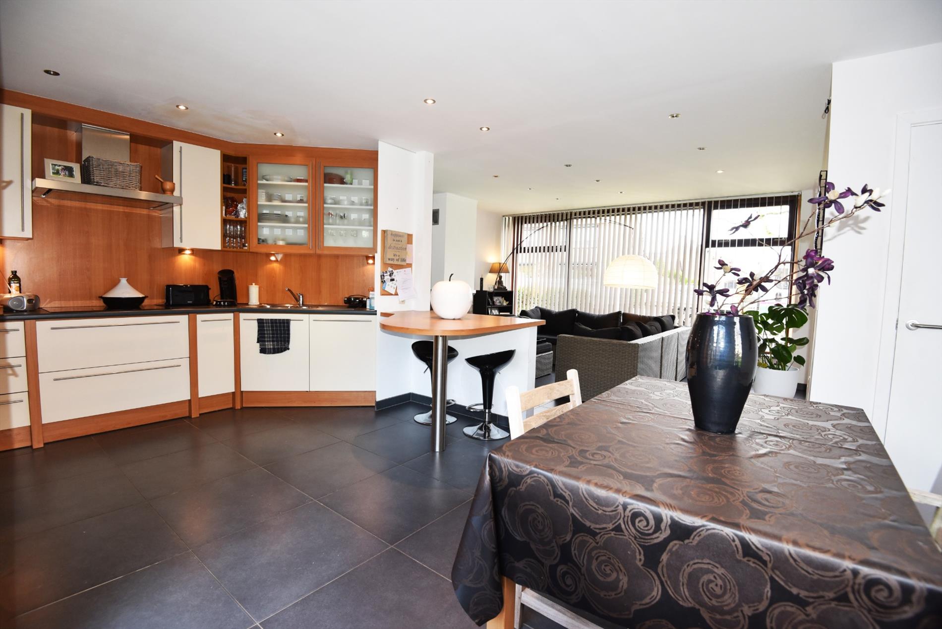 Gerenoveerde charmante woning met 3 slpks en tuin te Waterlandkerkje NL 