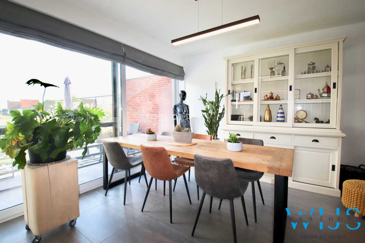 Instapklaar woonhuis met 3 slaapkamers &amp; tuin ! 