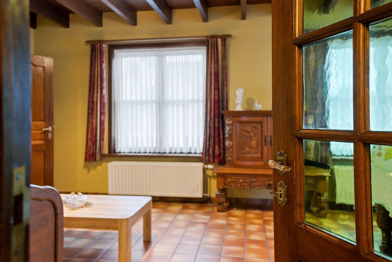 Residentieel gelegen, vrijstaande woning op ruim perceel van 714m² 