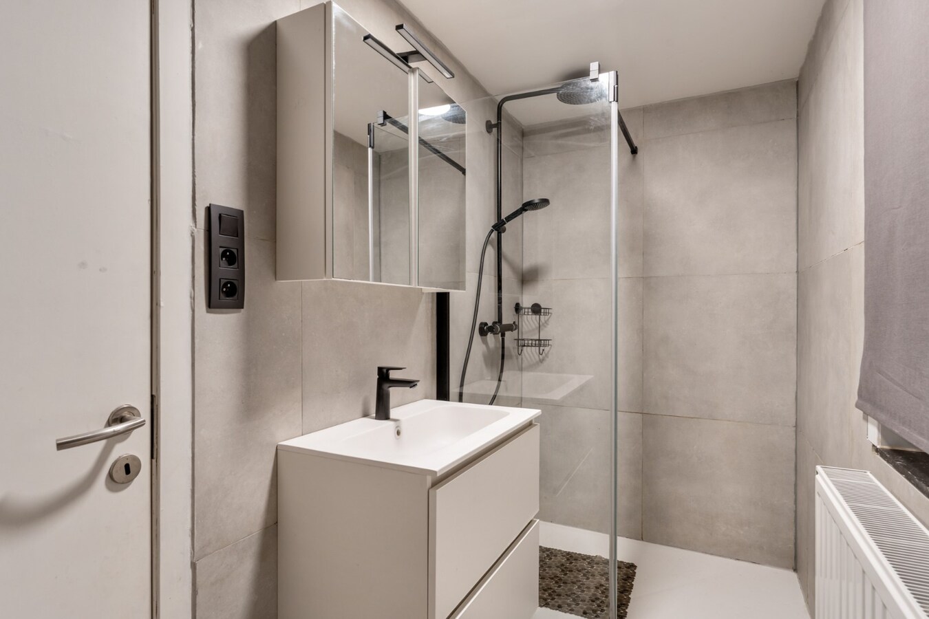 Een vrijstaande gezinswoning met 3 slaapkamers op perceel van 5a33ca 