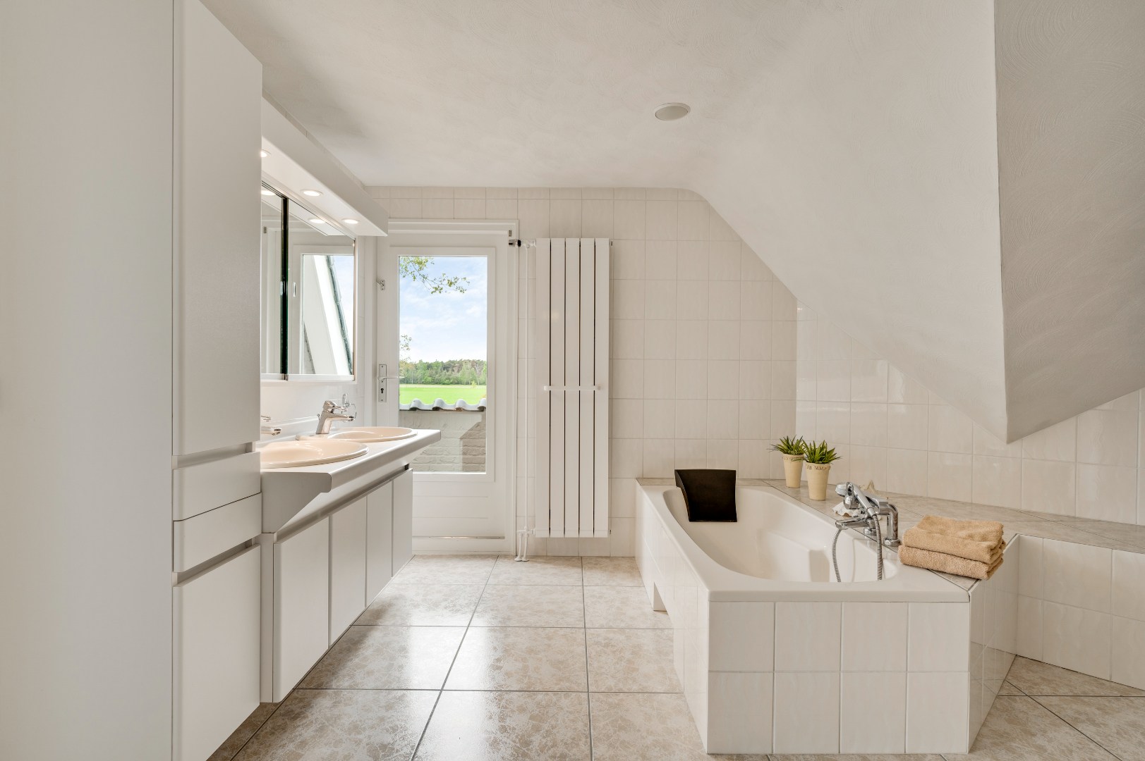 Landhuis te koop in Soerendonk