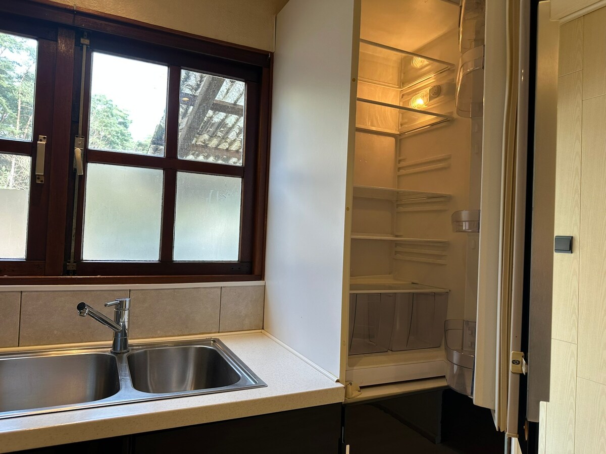 VERLAAGD in PRIJS ! Vrijstaande (vakantie)woning in het bos, Domein Sparrendal Lanklaar. 