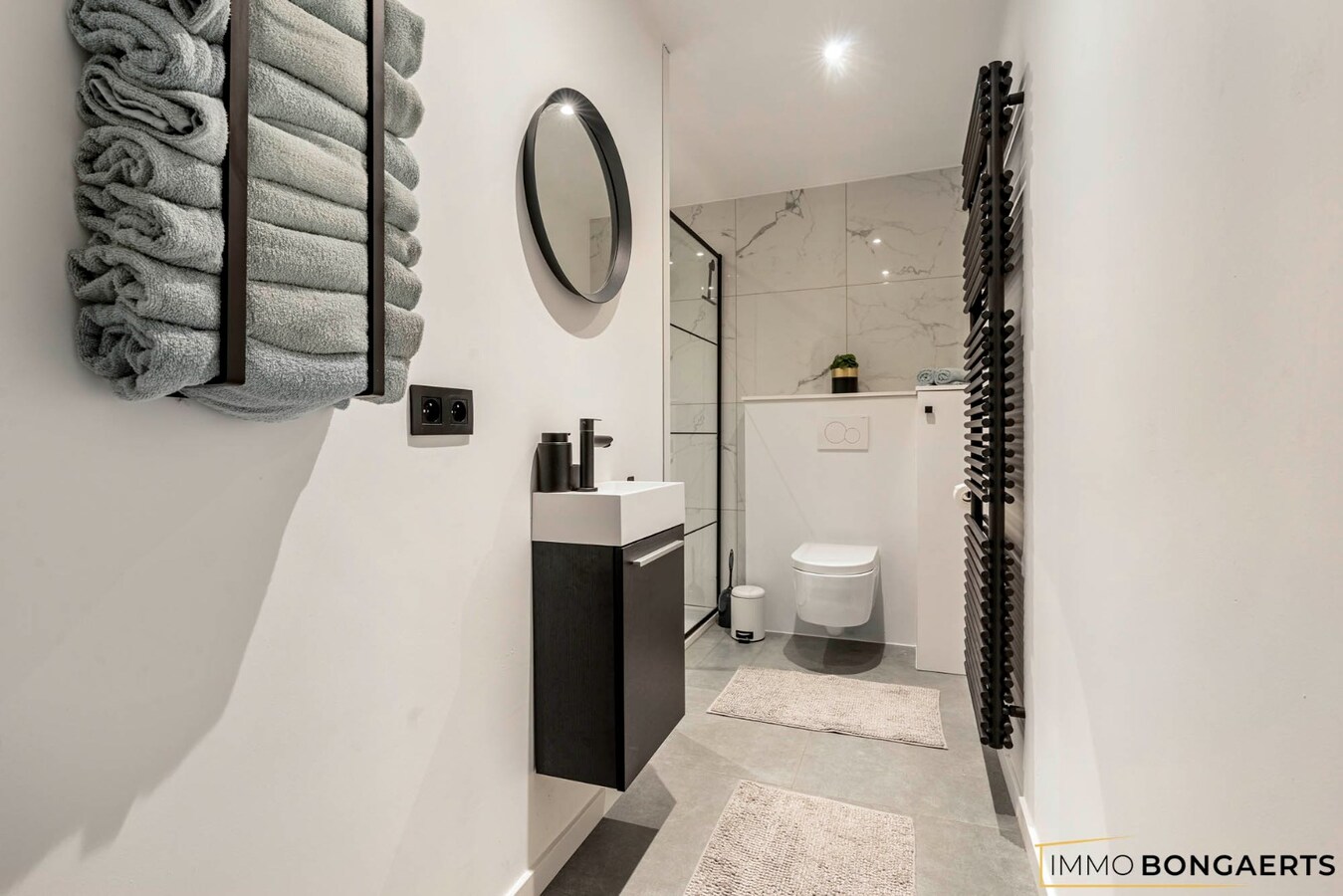 Volledig gerenoveerde woning met 4 slaapkamers 