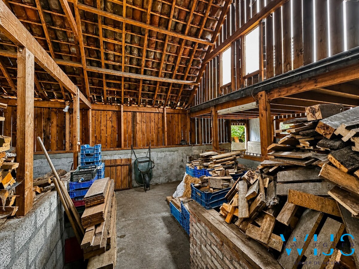Unieke landelijke eigendom op 7.114 m² te Bassevelde 