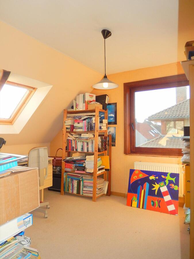 Instapklare woning met 5 slaapkamers op een grondopp. 3.349m² 