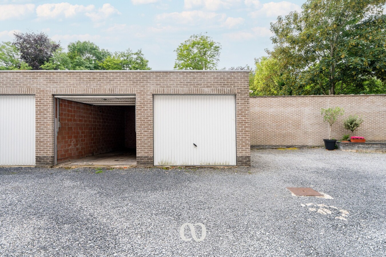 Prachtig gelegen duplex appartement met drie slaapkamers en garage 