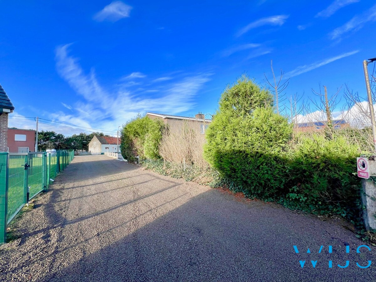 Instapklaar woonhuis op 17.400 m² grond te ASSENEDE ! 