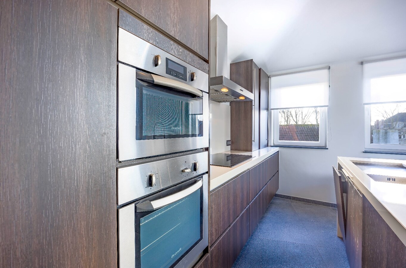 Lichtrijk duplexappartement met 3 slaapkamers en zongericht terras 