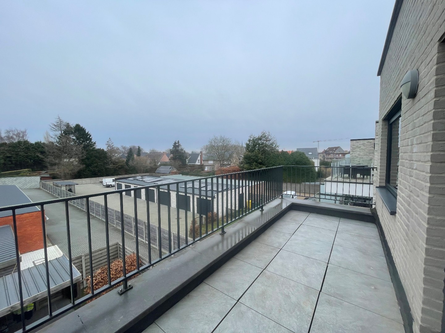 Energiezuinig studio met terras op de 2de verdieping in het centrum van Geel! 