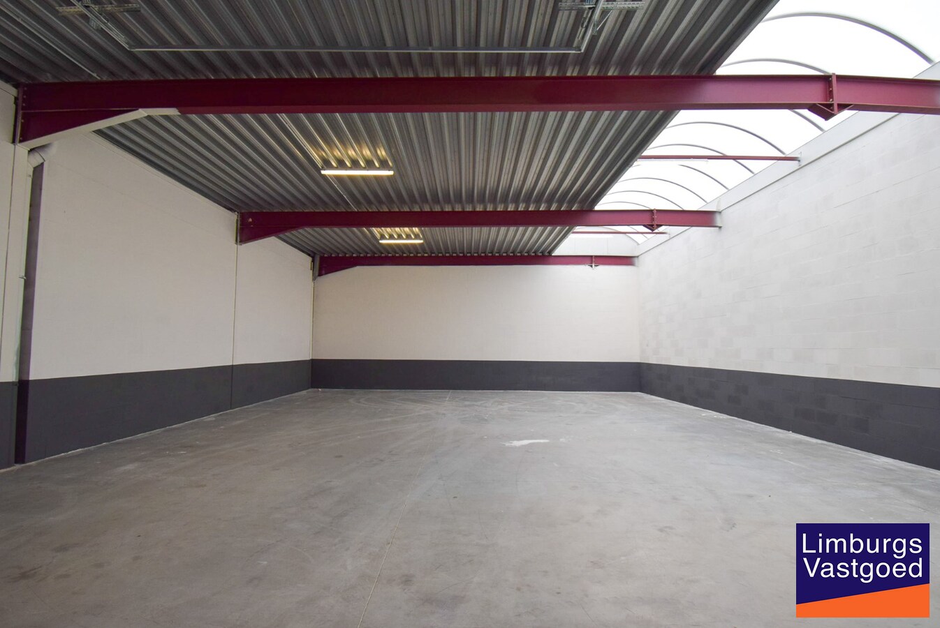 SLAKWEIDESTR. - KMO UNIT 17 - 201 m² - sectionaal poort - nabij E-314 