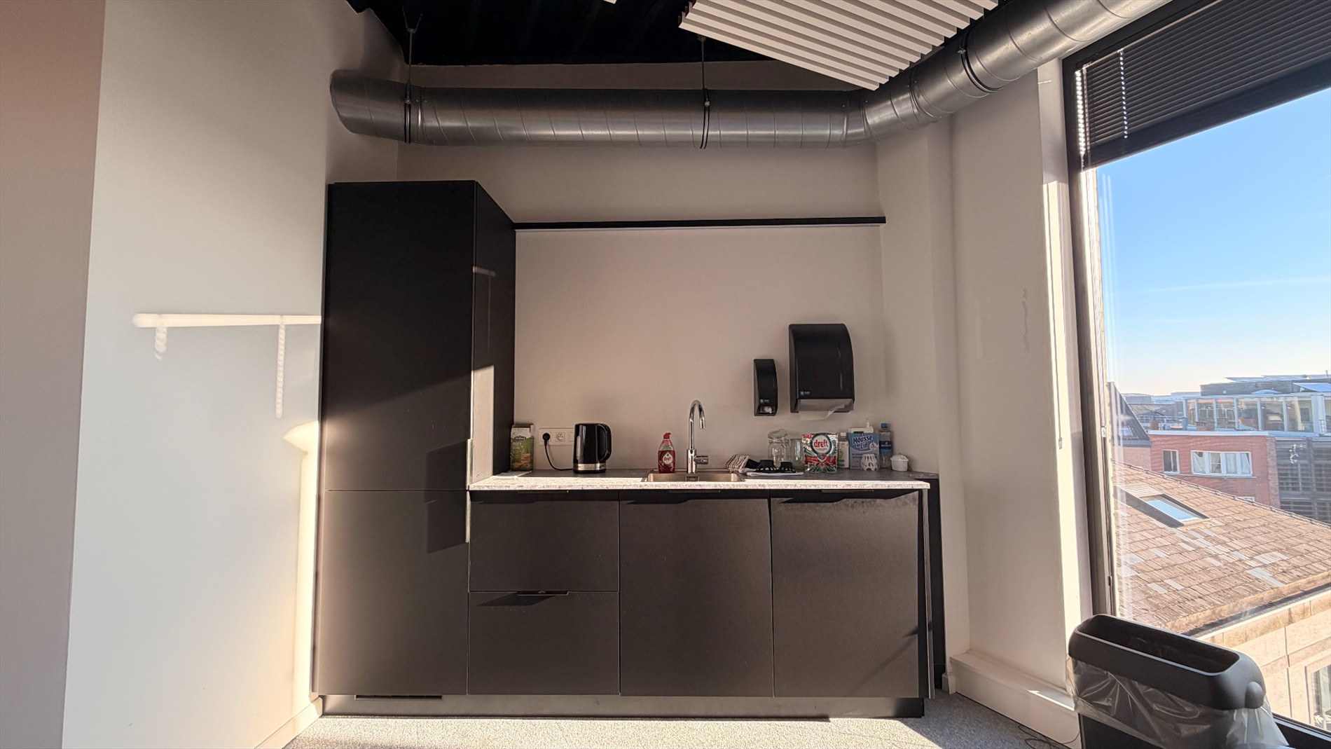 Kantoor te huur in vernieuwd gebouw Hendrik & Co te Mechelen