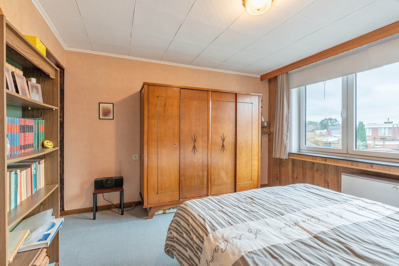 Ruime woning met 4 slaapkamers. 