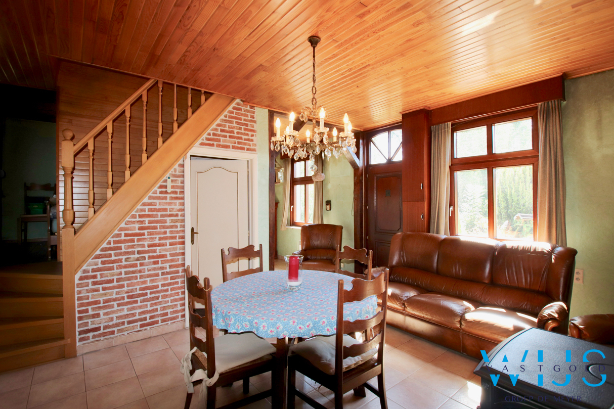 Fantastisch gelegen woonhuis op 1430m² te Lievegem ! 