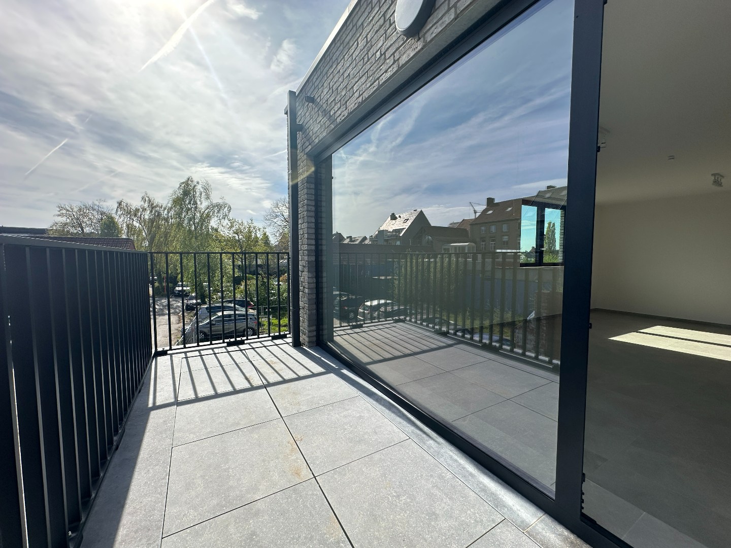 Instapklaar energiezuinig nieuwbouwappartement met mooi zonneterras, Torhout 