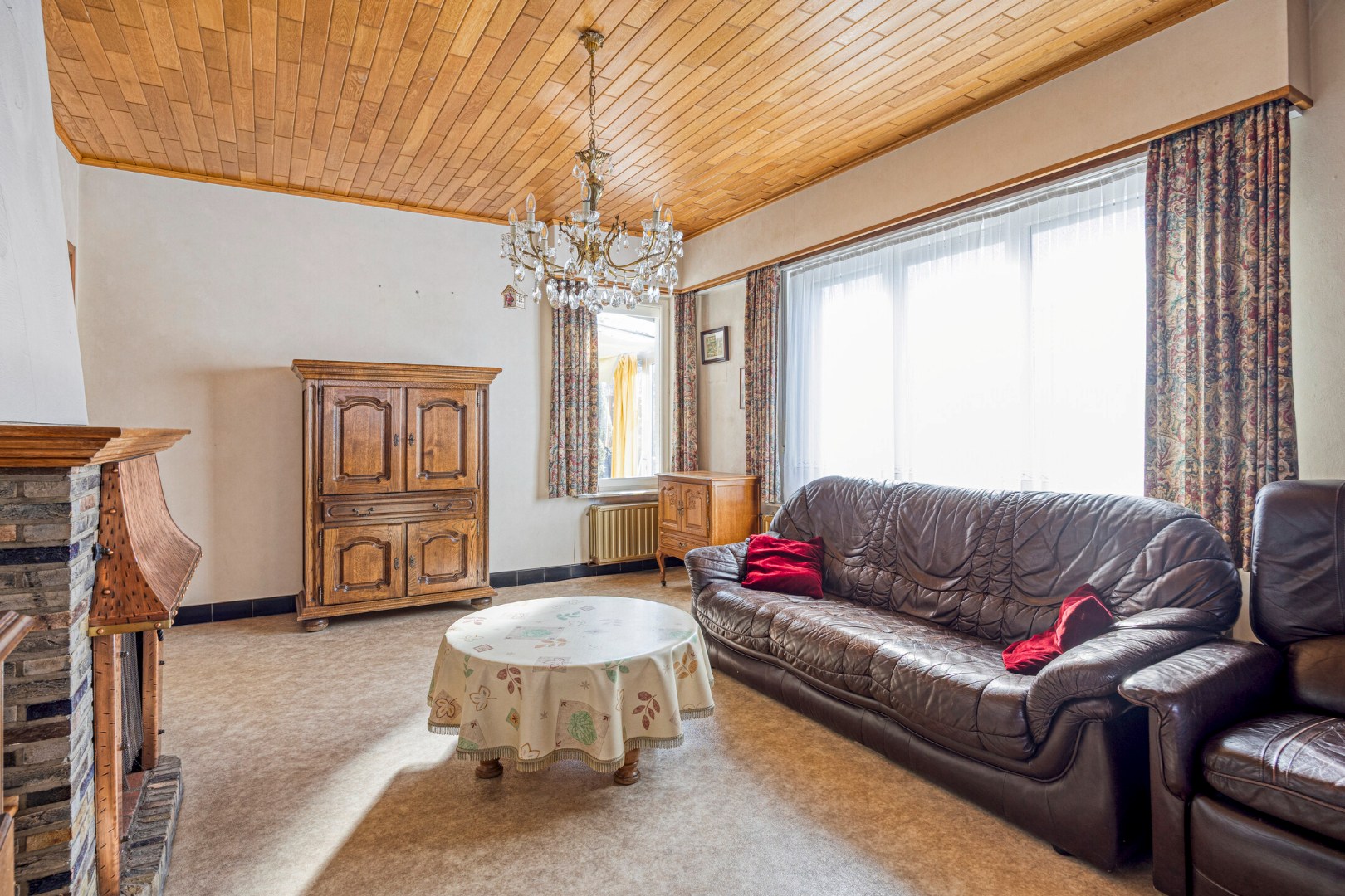 Te renoveren woning met 4 slpk. in het centrum van Geel-Winkelomheide 