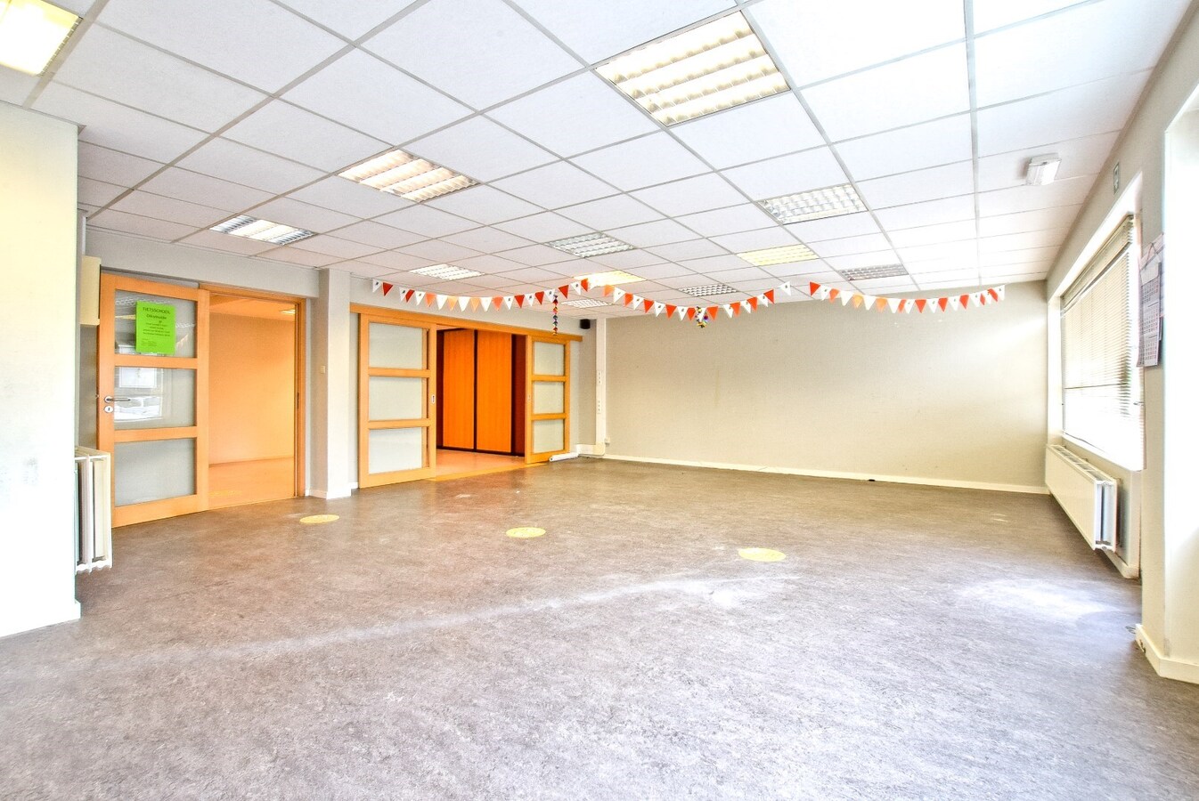 Te huur commercieel kantoor - Diksmuide