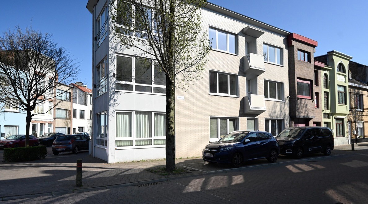 KNUS ENERGETISCH GERENOVEERD APPARTEMENT NABIJ PARK 