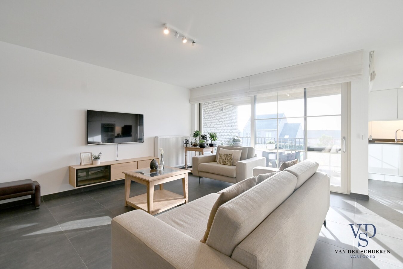 Luxueus, tijdloos wonen in Dikkelvenne. 