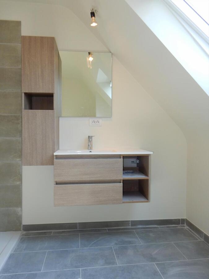 Gerenoveerde woning te Houtave 