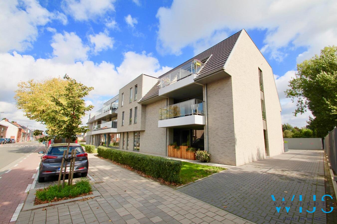 Prachtig afgewerkt appartement in hartje Wippelgem EVERGEM! 