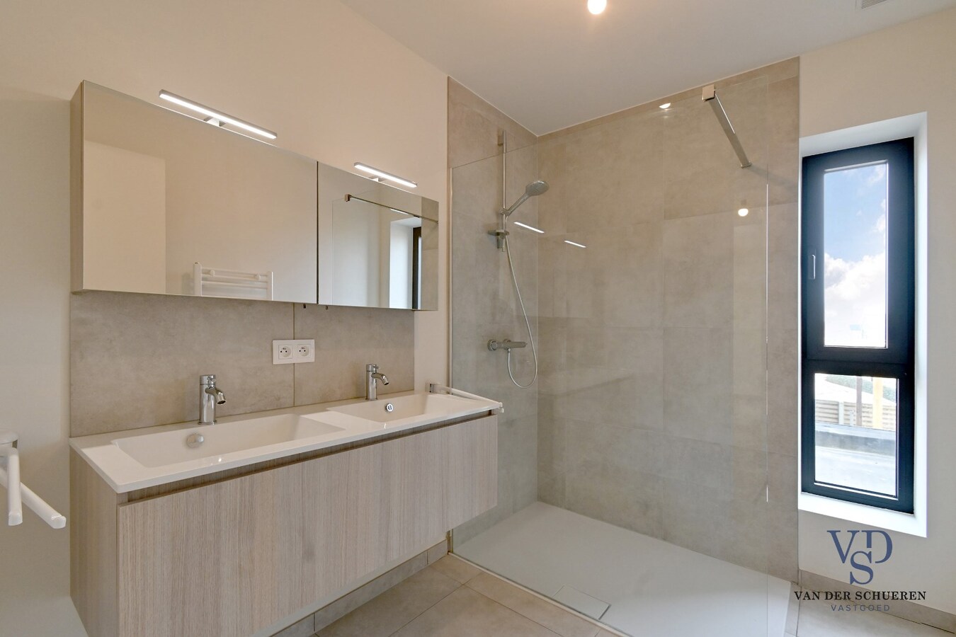 Modern 2 slpk-appartement nabij centrum Gavere 