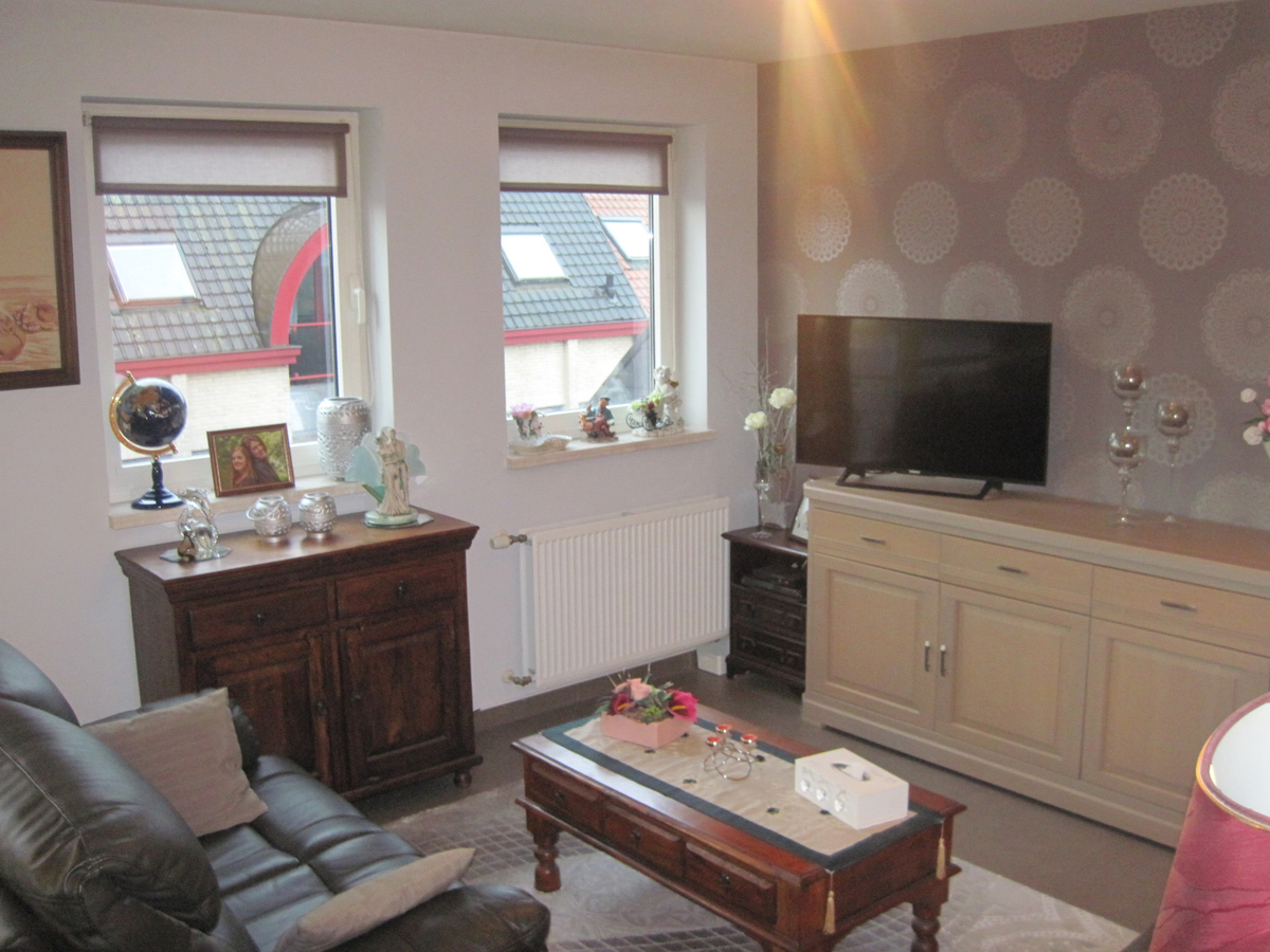 Recent appartement met ruim terras. Geen vaste kosten ! 