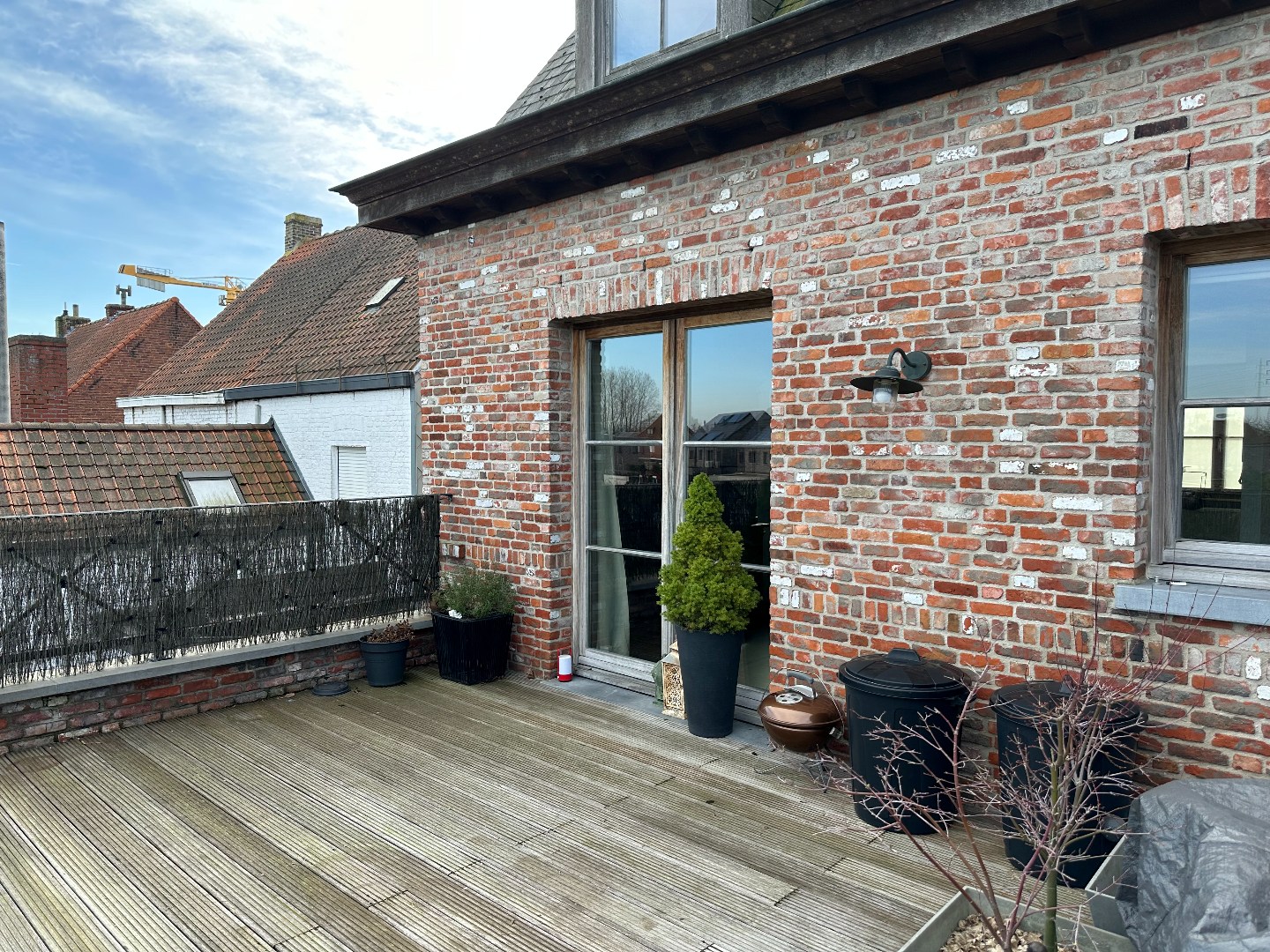 Stijlvol duplex appartement met 3 slaapkamers en groot terras 