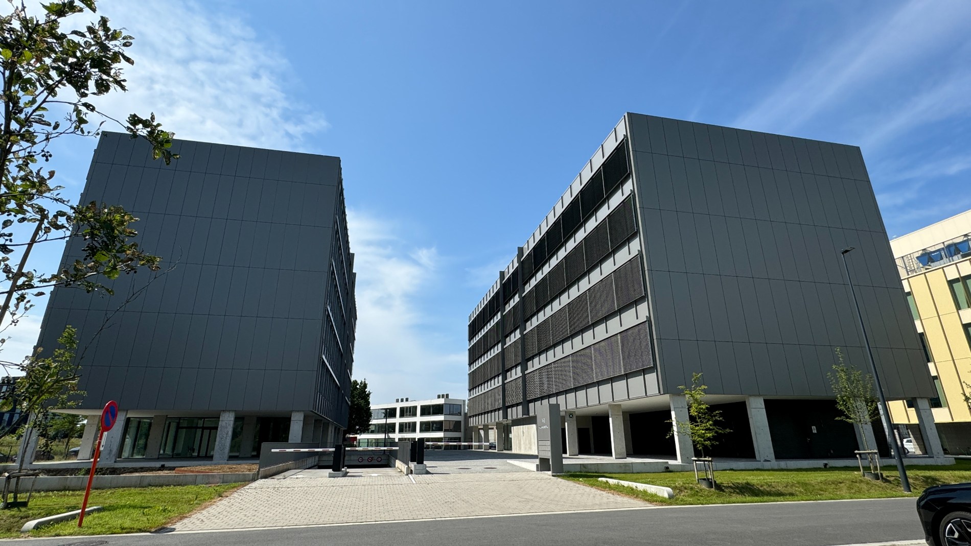 Nieuwbouw kantoren te huur aan The Loop in Gent