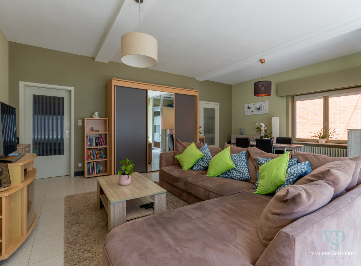 Gelijkgrondse woning op bijna 500 m² in centrum Gavere ! 