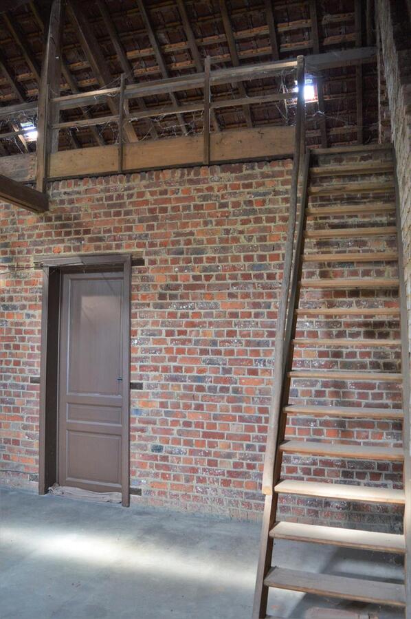 Herenhuis met stallingen op 2.726m² te Lessen (mogelijkheid tot 1ha extra weiland) 