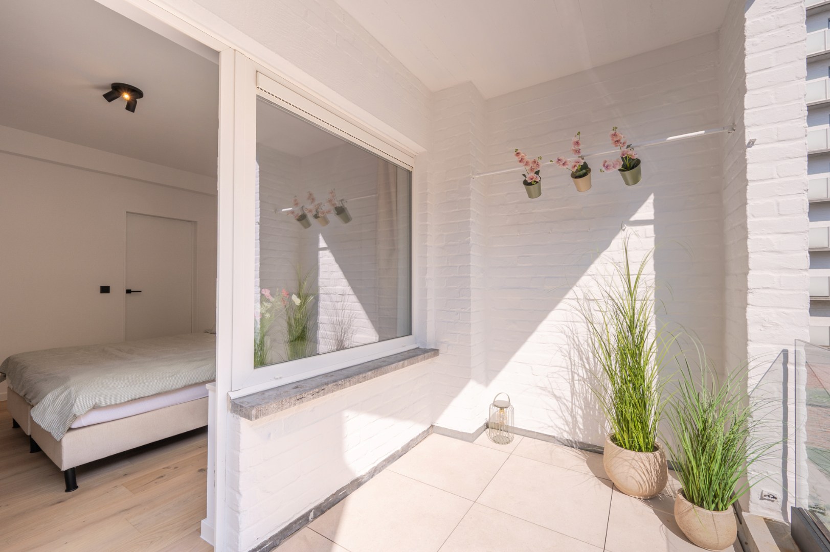 Volledig gerenoveerd appartement met FRONTAAL ZEEZICHT 