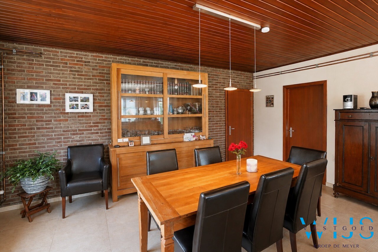 Landelijk gelegen OPEN bebouwing te Boekhoute ! 