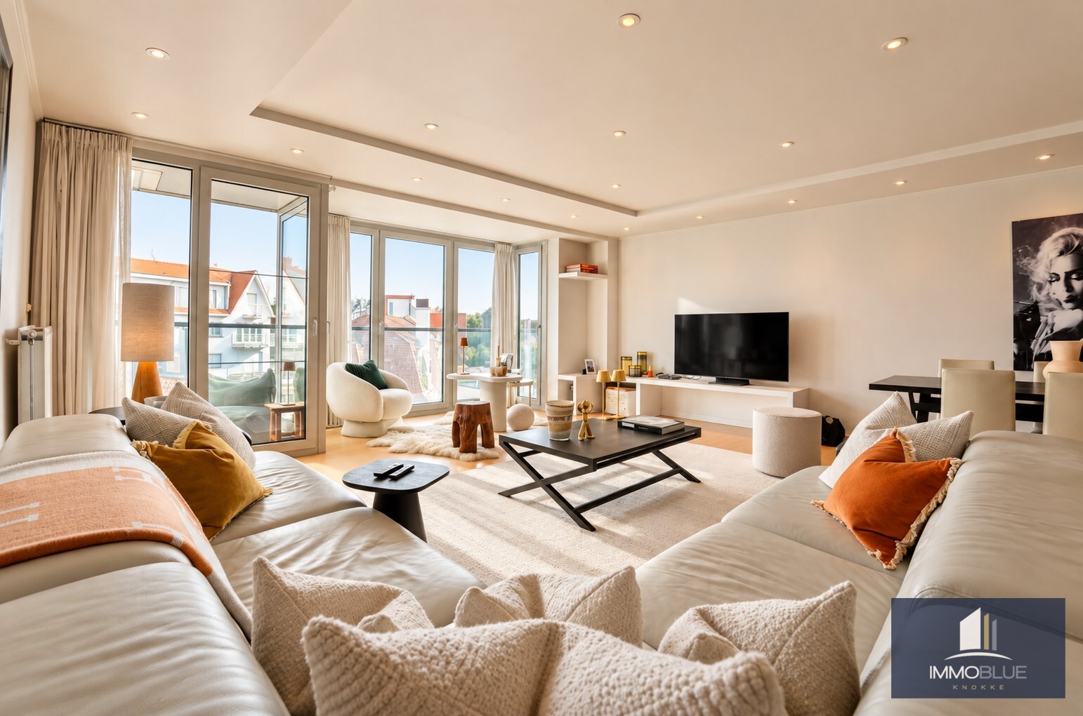 Zeer lichtrijk en instapklaar zuidgericht appartement met open zicht. 