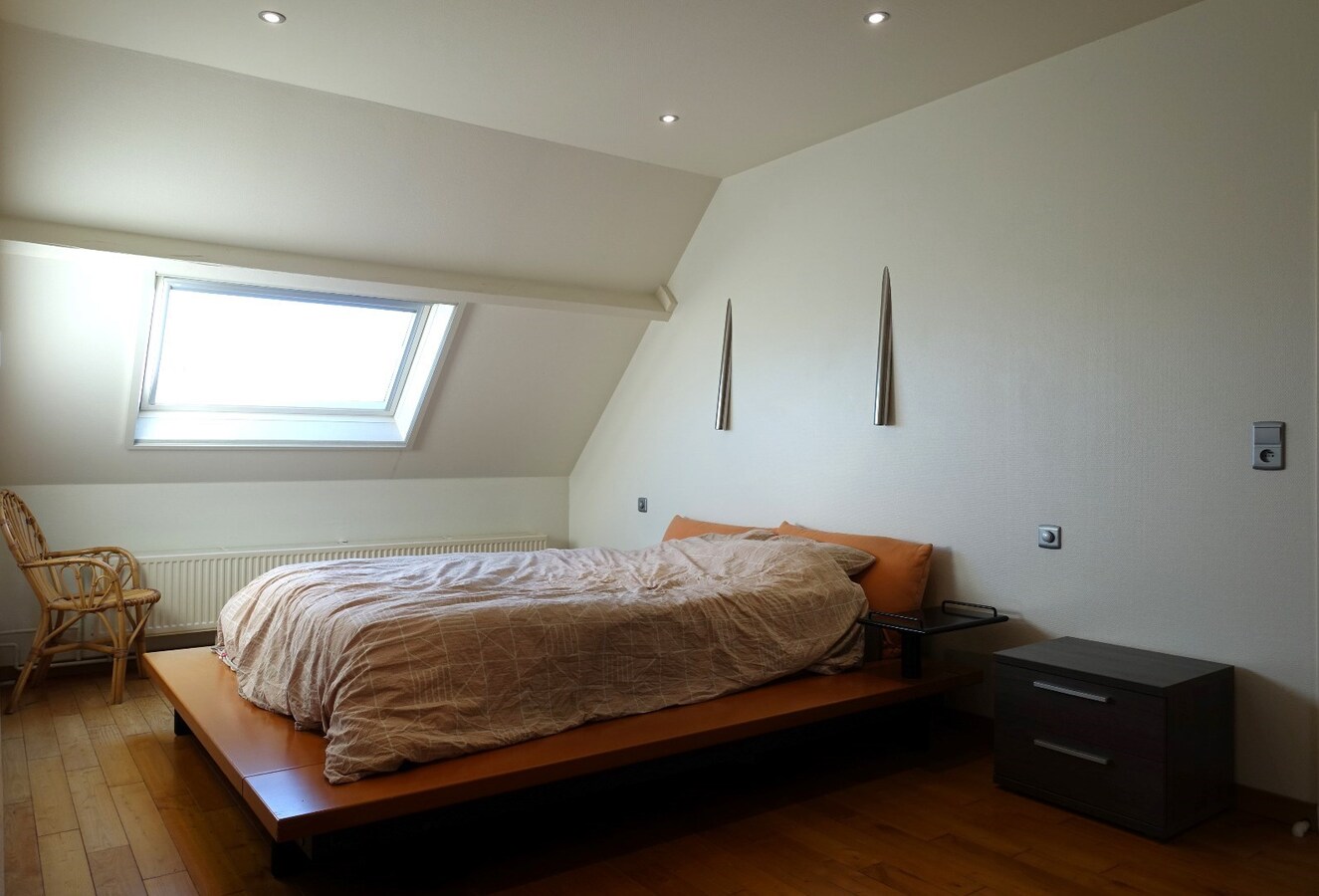 Uitzonderlijk gelegen woning in fermettestijl met bijgebouw (70m²) 