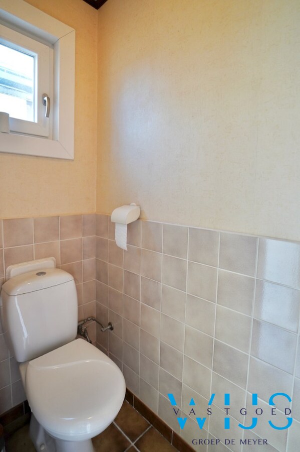 Te renoveren halfopen bebouwing op mooie ligging in Assenede ! 