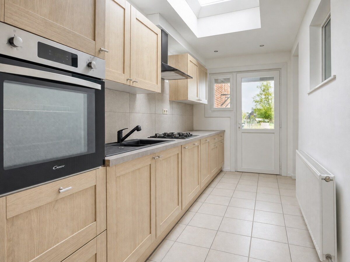 Instapklare woning met 3 slaapkamers op 612m2 in Ronse 