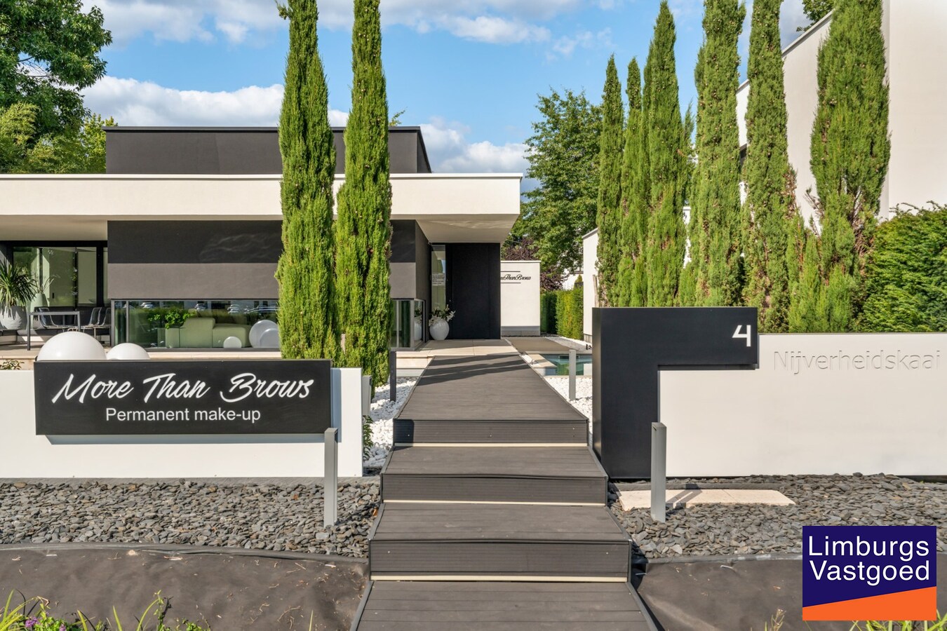 Unieke designvilla met zwembad en panoramisch uitzicht op het Albertkanaal 