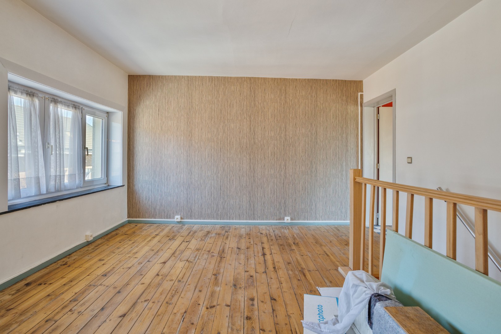 Centraal gelegen ruime woning met 4 slaapkamers en tuin te Tienen - EPC 222Kwh/m² 