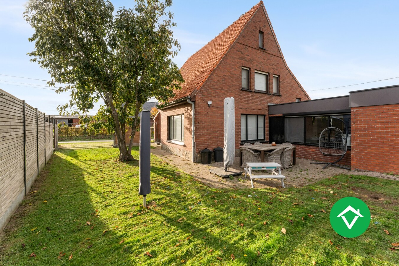 Instapklare alleenstaande woning met zuidgerichte tuin in Staden 