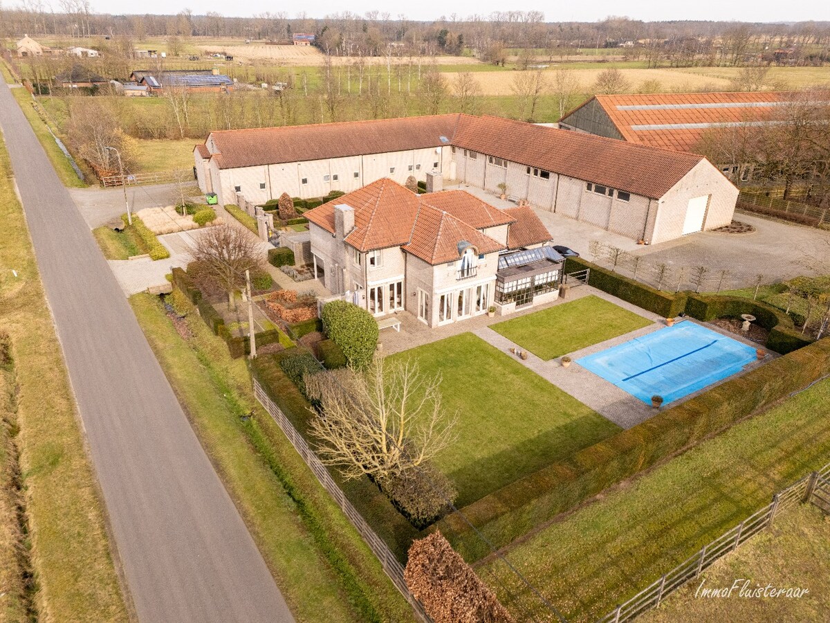 Stoeterij ‘De Roshoeve’ op ca. 5,9 ha te Geel 