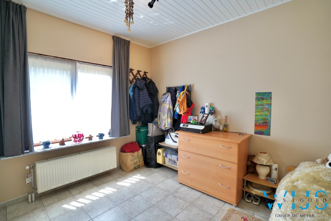 Verzorgde bungalow in woonwijk te Assenede ! 