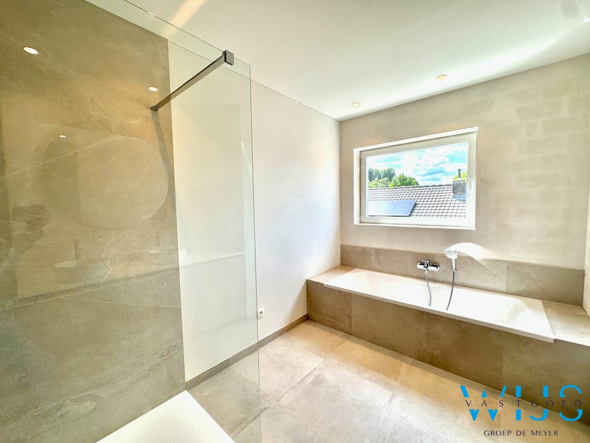 Nieuwbouw op TOPlocatie te Evergem ! 