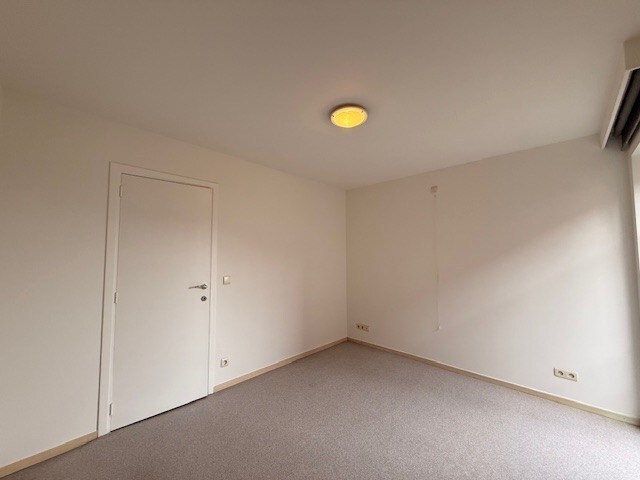 Verzorgd appartement met 1 slaapkamer, terras en lift. 