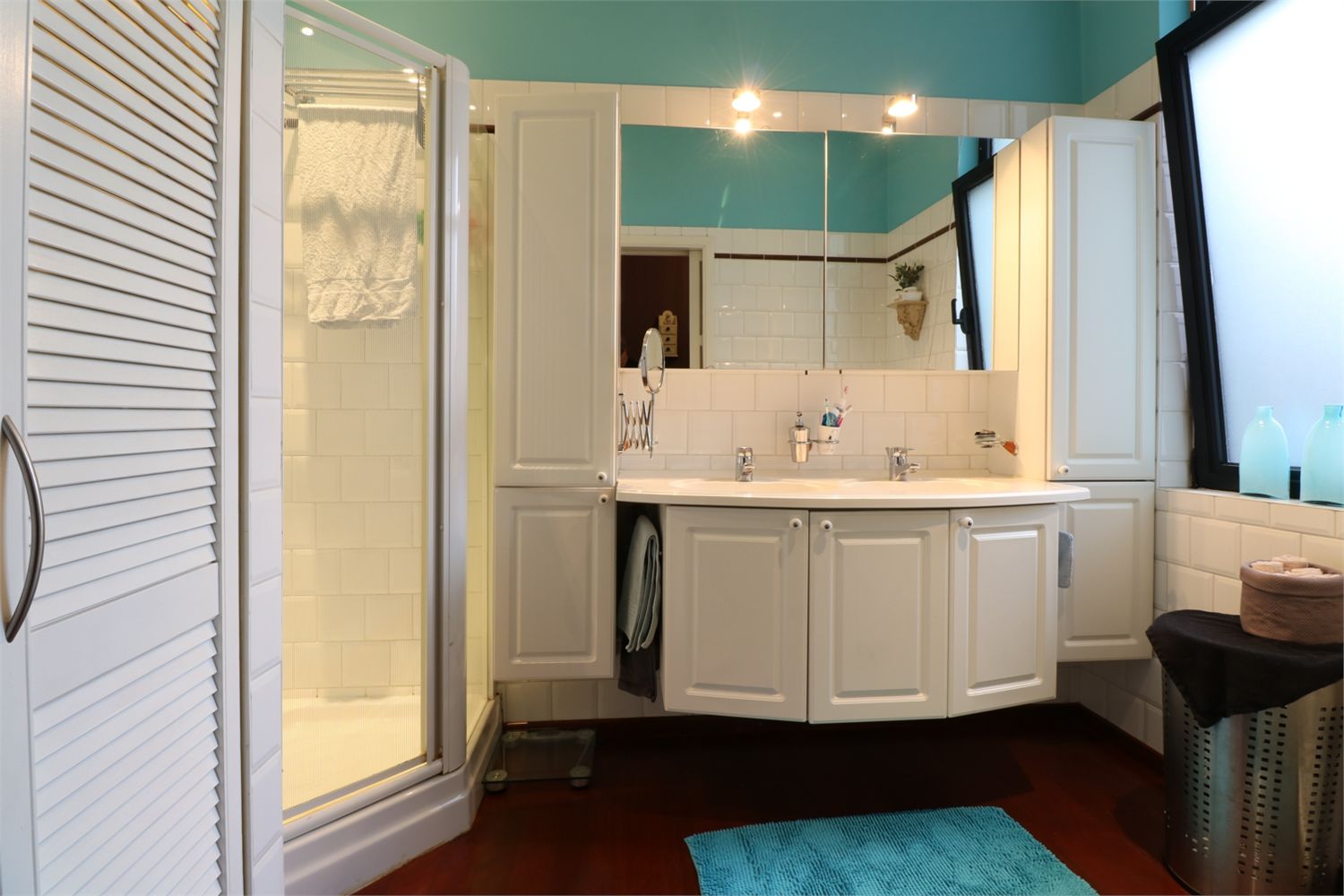 Prachtig handelspand met woonst in hartje Sint-Niklaas 