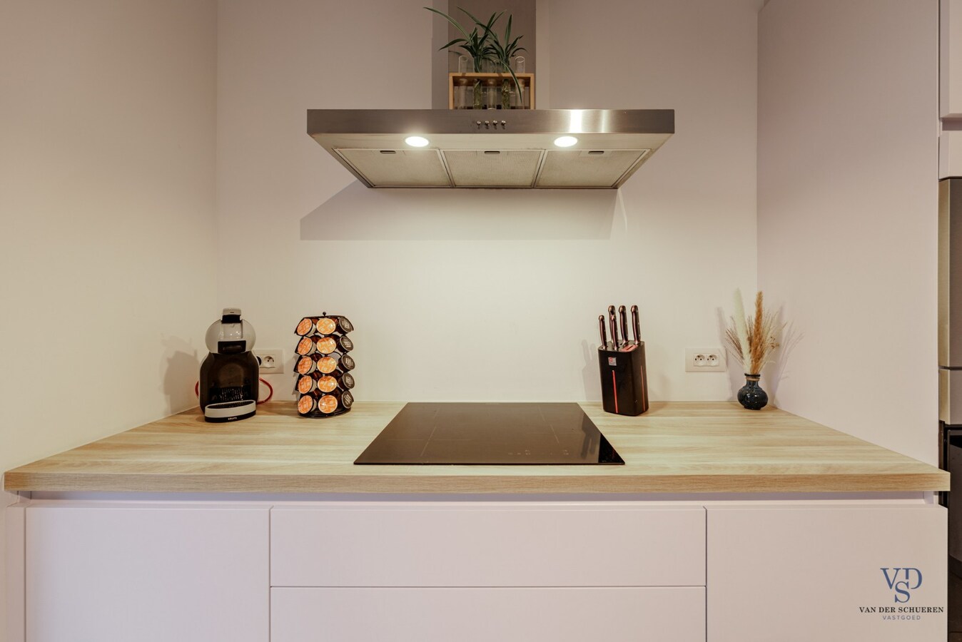 Recente, quasi-nieuwbouwwoning – instapklaar en energiezuinig (BEN) 