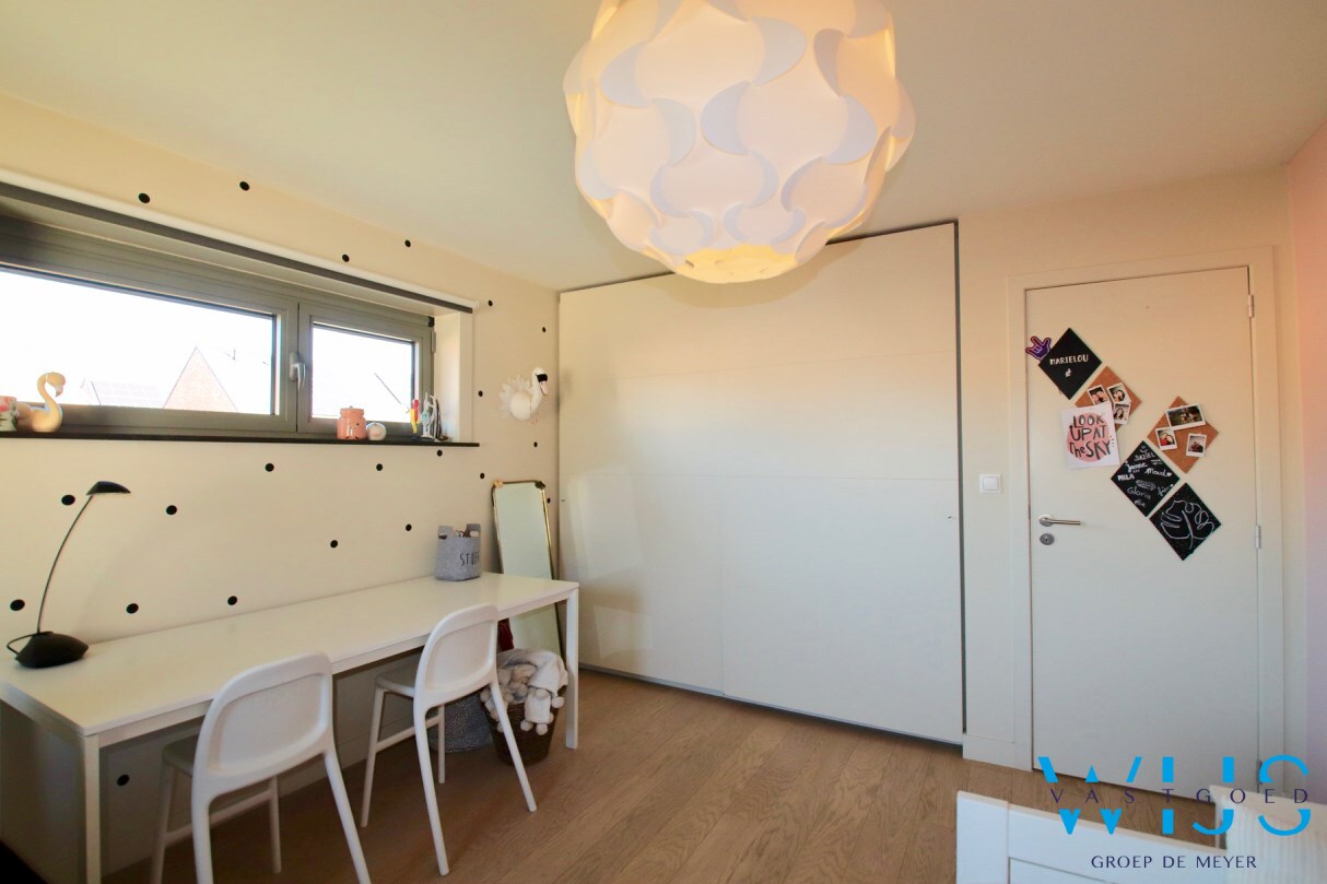 Mooie tijdloze en centraal gelegen open bebouwing 