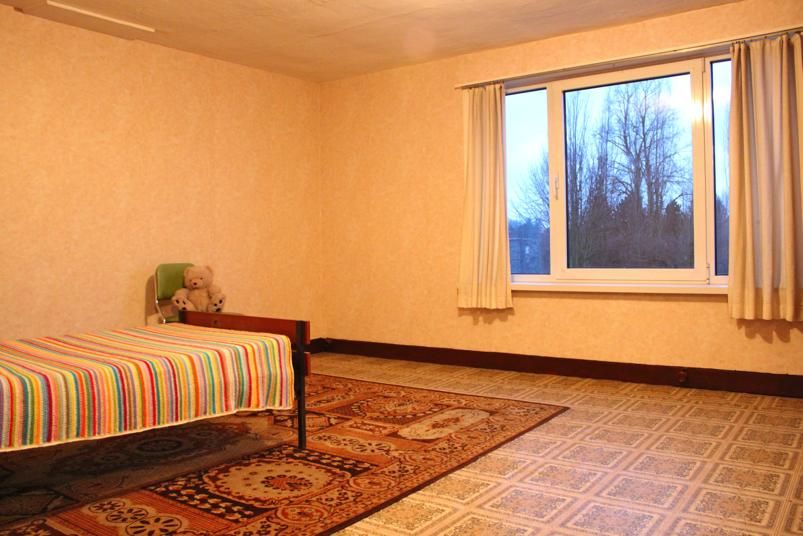 Magnifieke op te frissen gezinswoning met perfecte ligging! 