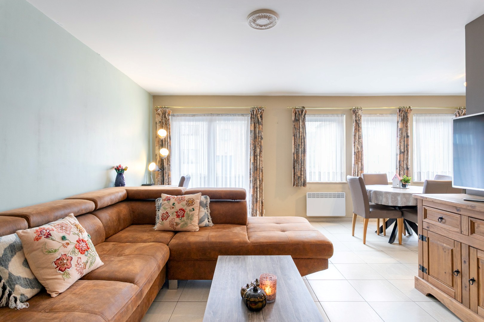 Instapklaar appartement met 2 slpk te Halle 
