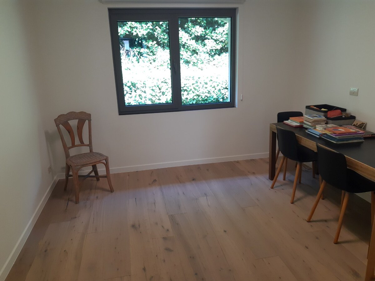 Energiezuinig wonen met weids uitzicht. 
